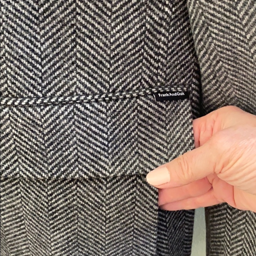 Impeccable Herringbone Frank&Oak coat/final price - Picture 6 of 16